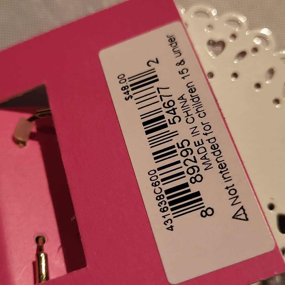Betsey Johnson heart ❤️ bow strawberry - Picture 4 of 4